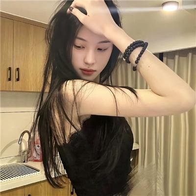 少女嬉春